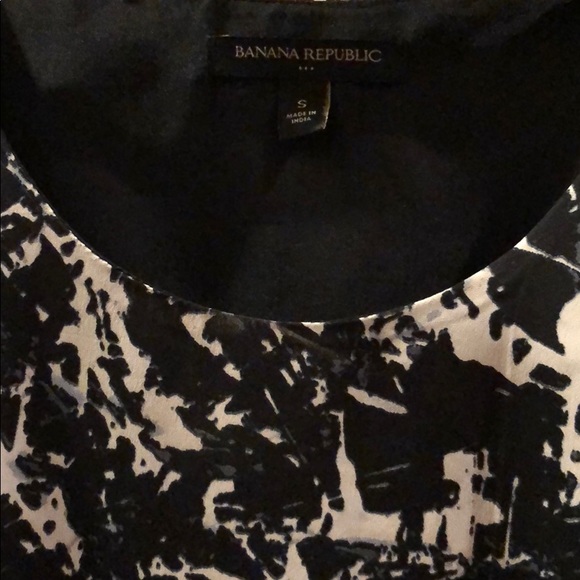 Banana republic top size small - Picture 2 of 4